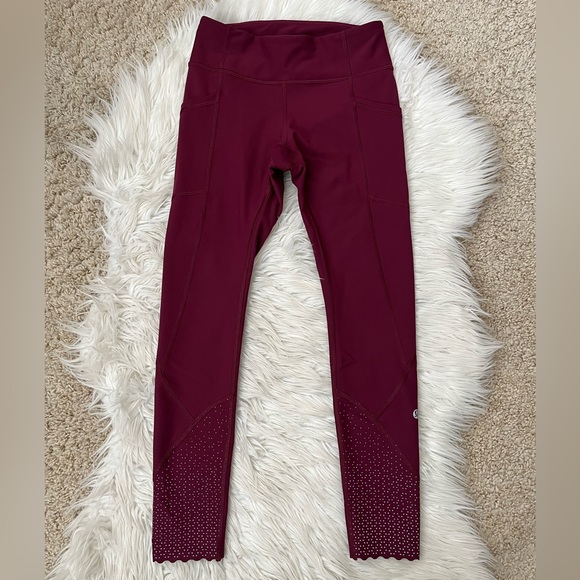 {Lululemon} Tight Stuff Tight II 25" Legging Scallop hem in Deep Ruby - 4 - Picture 1 of 10